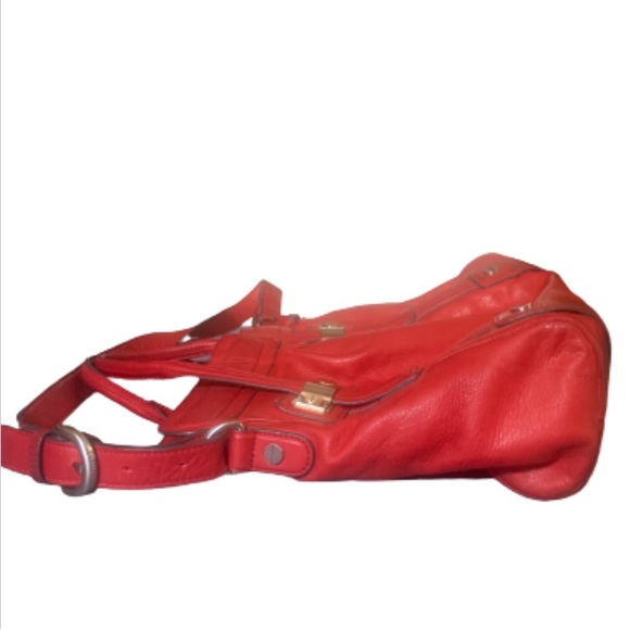 B Makowsky Soft Red Leather Handbag / Shoulder Bag - Picture 4 of 7
